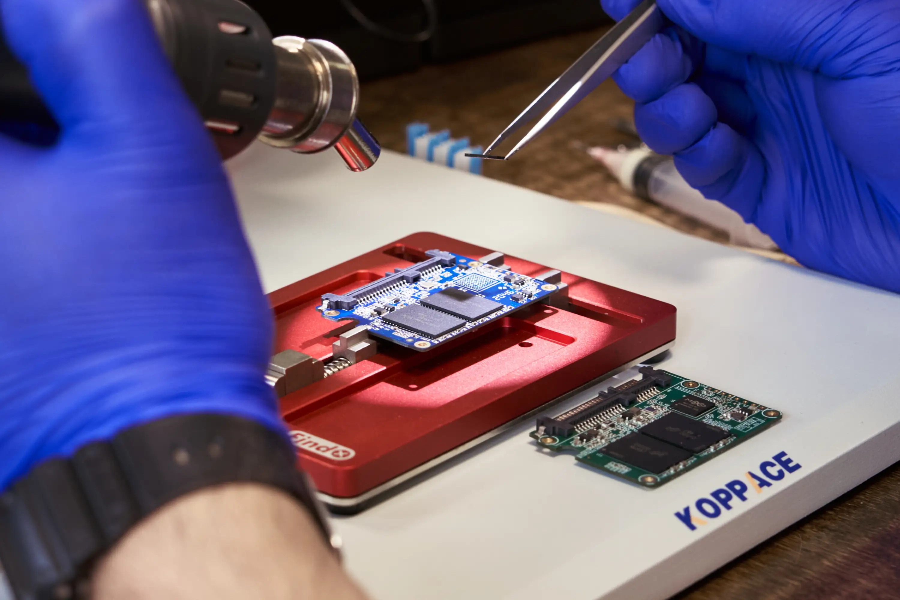 Odzyskiwanie danych z dysku NVMe intel optane z uszkodzonym firmware'em – HEX SERWIS
